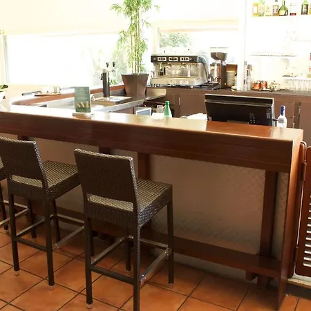 La Table De Cana-gradignan Hotel 3*