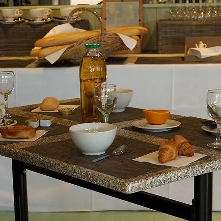 La Table De Cana-gradignan Hotel Gradignan
